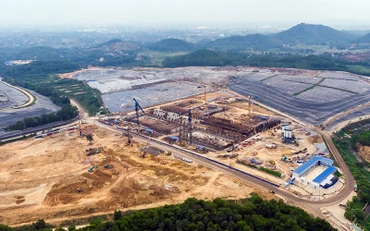 Khu vực bãi rác Nam Sơn. Ảnh: HỮU THẮNG
