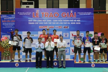 Cúp vô địch đôi nam nâng cao thuộc về Trường Năng khiếu Thể dục Thể thao.
