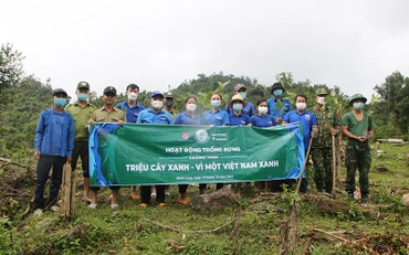 Tuổi trẻ Quảng Ngãi hưởng ứng Chương trình Triệu cây xanh - Vì một Việt Nam xanh.