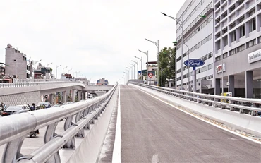 Diện mạo tuyến đường vành đai 2 trên cao Ngã Tư Sở - Ngã Tư Vọng