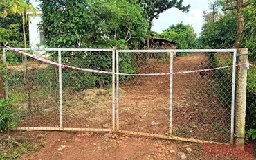 Một khu vực bị phong toả để phòng, chống dịch Covid-19 trên địa bàn xã Ea Drông.