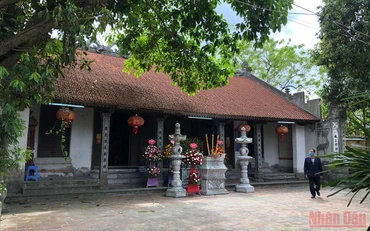 Đền Trấn Vũ.