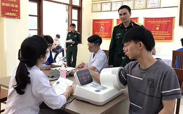 Khám sức khỏe, lựa chọn thanh niên thực hiện nghĩa vụ quân sự năm 2020.