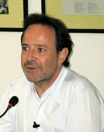 Nhà văn Marc Levy tại cuộc
họp báo Ngày hội đọc sách.