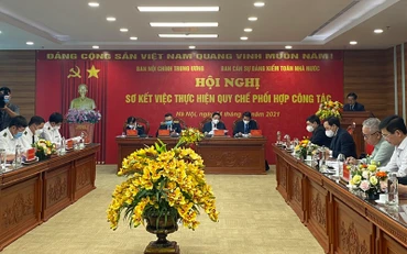 Toàn cảnh hội nghị.