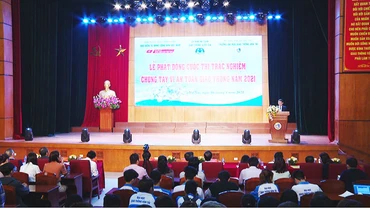 Phát động cuộc thi trắc nghiệm “Chung tay vì an toàn giao thông”
