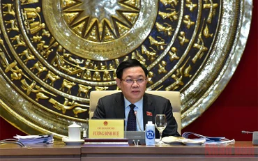 Chủ tịch Quốc hội Vương Đình Huệ. 