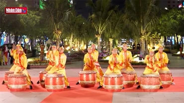 Khai mạc đường Hoa Nguyễn Huệ