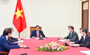 Thủ tướng Phạm Minh Chính điện đàm với Tổng thống nước Cộng hòa Chile Sebastian Piñera.