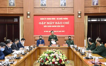 Đại tướng Phan Văn Giang phát biểu ý kiến tại buổi gặp mặt. (Ảnh: Tuấn Huy)