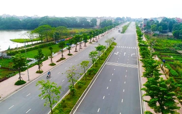 Huyện Gia Lâm đầu tư xây dựng hệ thống hạ tầng giao thông hiện đại theo định hướng phát triển thành quận trong những năm tới. Ảnh: Phong Anh.