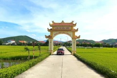 Xã nông thôn mới kiểu mẫu đầu tiên của Quảng Bình 