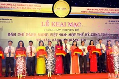 Khai mạc trưng bày chuyên đề “Báo chí cách mạng Việt Nam: Một thế kỷ xung trận và tự hào báo chí Quảng Trị”.