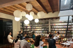 Một buổi đọc sách chung tại Kafka. Nguồn: Kafka Bookstore
