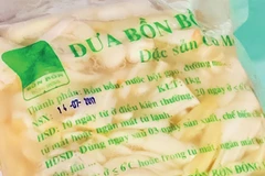 Bồn bồn sau khi chế biến đóng gói có nhãn mác thương hiệu của hợp tác xã.