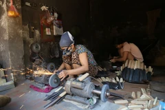 Cần xác định ngưỡng chịu thuế cơ bản theo hướng tạo sự công bằng, hợp lý giữa các chủ thể chịu thuế. Ảnh: Khiếu Minh