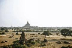 Bagan đẹp nao lòng.