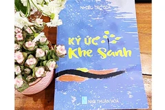 Những bông hoa từ tàn tích