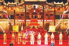 Biểu diễn Nhã nhạc cung đình Huế tại Festival Huế 2024. 