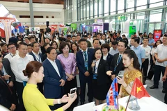 Thủ tướng Phạm Minh Chính dự ngày hội chuyển đổi số ngành ngân hàng