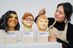 Michelle Wibowo với những tác phẩm kỳ lạ của mình. 
