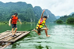 Hữu Liên là điểm đến mới đang gây chú ý.