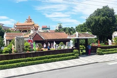 Tháng 5 thăm Trường Dục Thanh