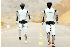 Robot hình người nhanh nhất thế giới