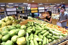 Nhiều mặt hàng nông sản tại siêu thị Co.opmart được dán tem truy xuất nguồn gốc. Ảnh | AN AN