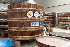 Thùng ủ các sản phẩm từ mắm tại xưởng mắm truyền thống Lê Gia, xã Hoằng Phụ, huyện Hoằng Hóa, tỉnh Thanh Hóa, đơn vị có sản phẩm OCOP 5 sao. (Ảnh NGỌC LIÊN)