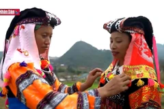Lễ cúng tổ tiên của người Lô Lô nơi địa đầu