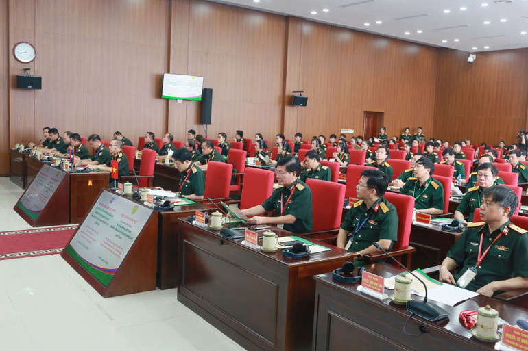 Delegates attending the conference. quan-y-1-dai-bieu.jpg