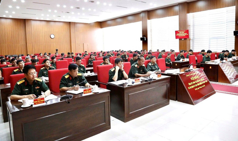 Các đại biểu dự hội nghị qy1.jpg