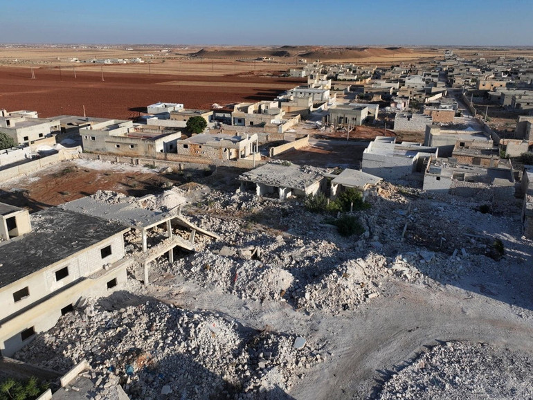 Syria - đất nước đang rất cần được tái thiết, sau một khoảng thời gian quá dài bị xung đột tàn phá. 8f2fb499b2b3d9fe484f157e79237f8b86dfe487.jpg