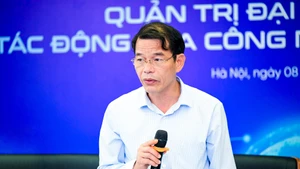 Đồng chí Vũ Thanh Mai, Phó trưởng Ban Tuyên giáo và Dân vận Trung ương phát biểu tại tọa đàm.
