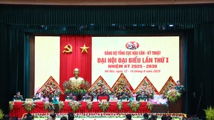 Phiên chính thức Đại hội đại biểu Đảng bộ Tổng cục Hậu cần-Kỹ thuật nhiệm kỳ 2025-2030. (Ảnh: THANH TÚ)