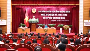 Quang cảnh Kỳ họp Hội đồng nhân dân tỉnh Quảng Ninh khóa XIV, nhiệm kỳ 2021-2026.