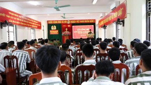 Quang cảnh Lễ công bố tại trại giam Công an tỉnh Quảng Ninh.
