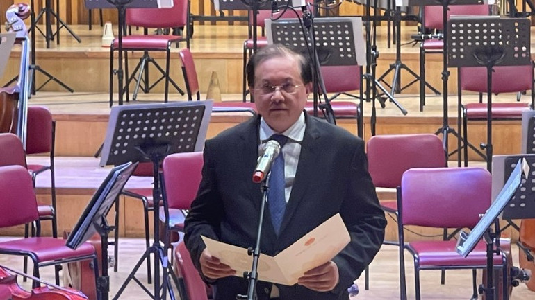 Der stellvertretende Minister Ta Quang Dong hielt bei der Veranstaltung eine Begrüßungsrede. thu-truong-dong-6660.jpg