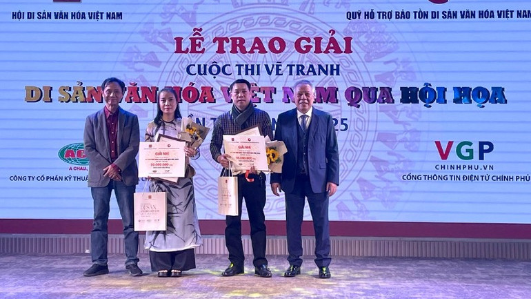 Udělování cen autorům, jejichž díla získala druhou cenu. nhi-2303.jpg