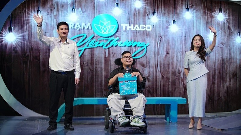 RMITベトナム奨学金は、困難を乗り越えてきた意志の強い若者、ジャン・ヴァン・タンにとっての「甘いご褒美」です。(写真:制作チーム) tan-3-5519.jpg