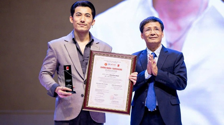 '올해의 신인 배우상'은 리엔 빈 팟에게 돌아갔다. (사진: 조직위원회) lbp-5087.jpg