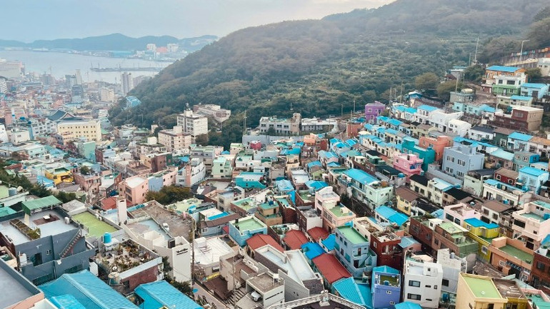 Gamcheon Culture Village is known as the “Santorini of Korea”. geonchen-1811.jpg