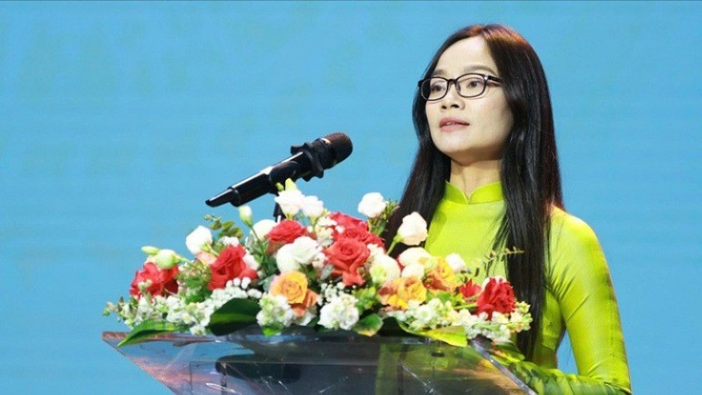 Nhà báo Vương Minh Huệ, Tổng Biên tập Tạp chí Người Hà Nội phát biểu. (Ảnh: BTC) vmh-1061.jpg