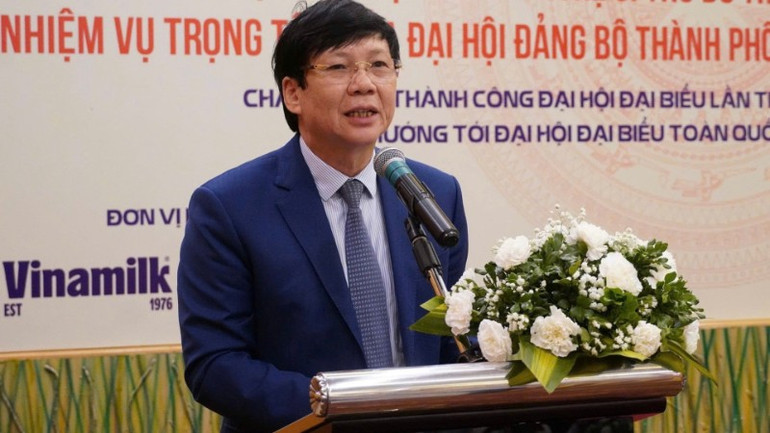 Journalisten Ho Quang Loi talar. (Foto: Organisationskommittén) hql-8027.jpg