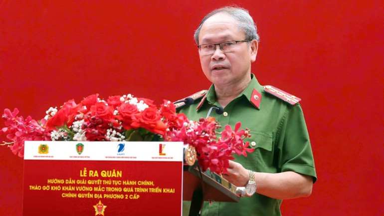 Đại tá Ngô Như Cường phát biểu tại lễ ra quân. z6753503304382-1d9a6dc54a5186c8f7dde1e1f0547635-8395.jpg