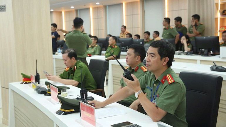 Điều hành qua hệ thống camera giám sát. img-2857.jpg