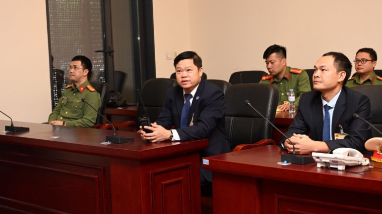 Lực lượng Cảnh vệ tại Trung tâm Chỉ huy tác chiến. photo-library-20251025130749-71a2686b-3680-464e-bc68-12bc9e1e9d87-nth-5985-3631.jpg