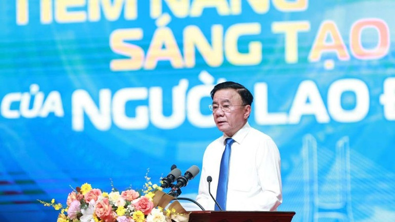 Thường trực Ban Bí thư Trần Cẩm Tú phát biểu tại diễn đàn. ong-tu1a-8384.jpg