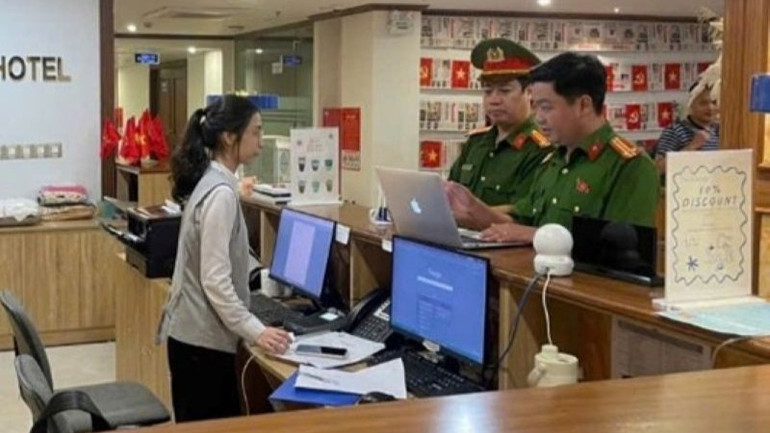 Phòng Cảnh sát quản lý hành chính về trật tự xã hội "siết chặt" công tác quản lý các cơ sở kinh doanh lưu trú. 5-6524-4450.jpg